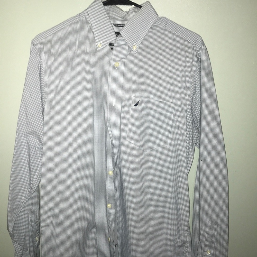 Nautica wrinkle resistant shirt